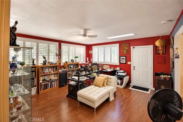 1521 W Crone, Anaheim, CA 92802