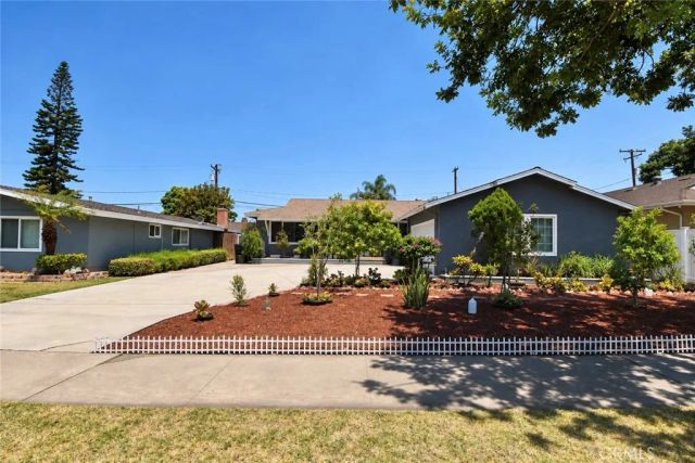 1521 W Crone, Anaheim, CA 92802