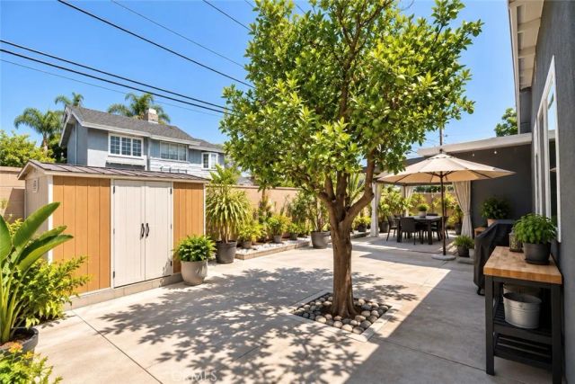 1521 W Crone, Anaheim, CA 92802