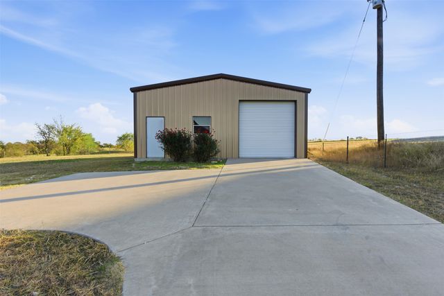 6298 Belz Road, Sanger, TX 76266