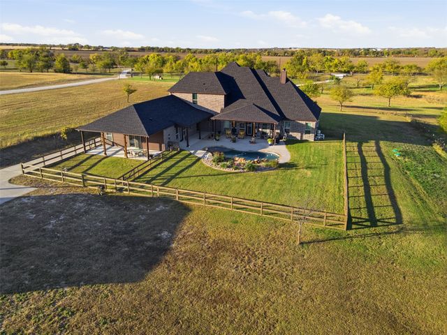 6298 Belz Road, Sanger, TX 76266