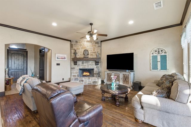 6298 Belz Road, Sanger, TX 76266