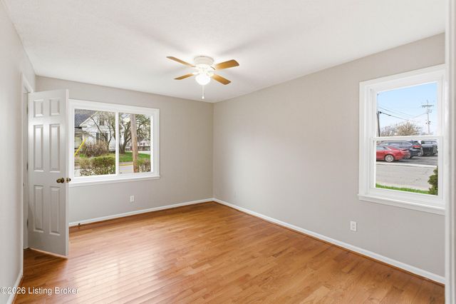 929 Henry Clay St, Shelbyville, KY 40065