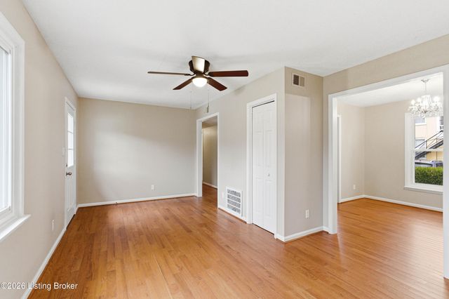 929 Henry Clay St, Shelbyville, KY 40065