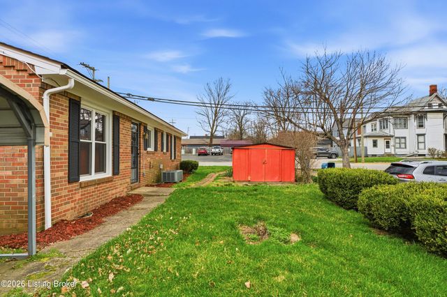 929 Henry Clay St, Shelbyville, KY 40065