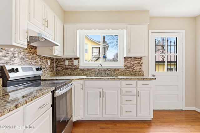 929 Henry Clay St, Shelbyville, KY 40065
