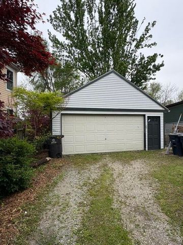 213 W Summit Street, Ann Arbor, MI 48103