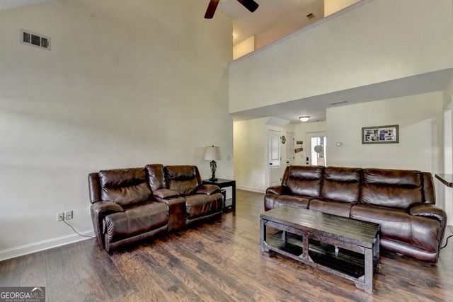 82 Lake Point Court, Jefferson, GA 30549