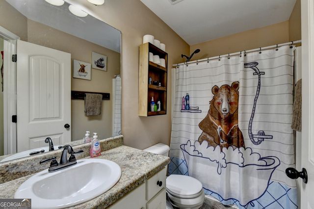 82 Lake Point Court, Jefferson, GA 30549