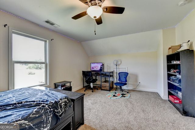 82 Lake Point Court, Jefferson, GA 30549
