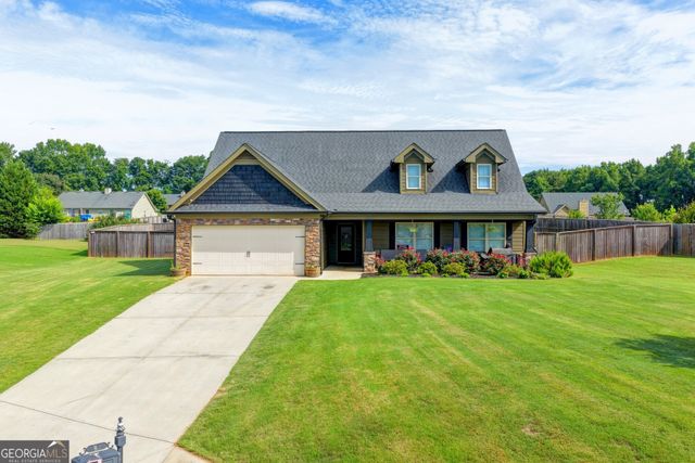 82 Lake Point Court, Jefferson, GA 30549