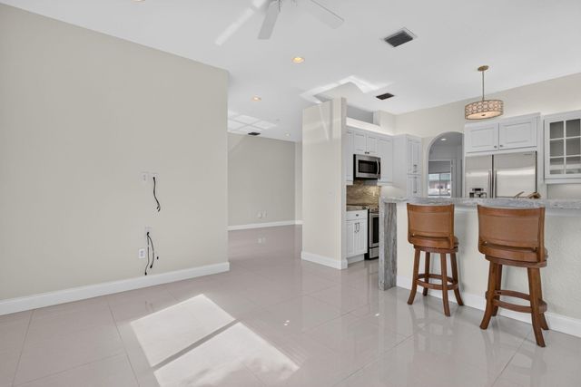 7940 Exeter Circle E 201, Tamarac, FL 33321