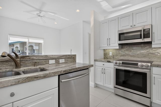 7940 Exeter Circle E 201, Tamarac, FL 33321