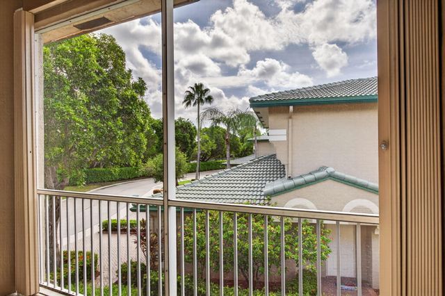 7940 Exeter Circle E 201, Tamarac, FL 33321