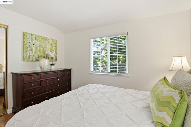 2867 Winthrop Ave., San Ramon, CA 94583