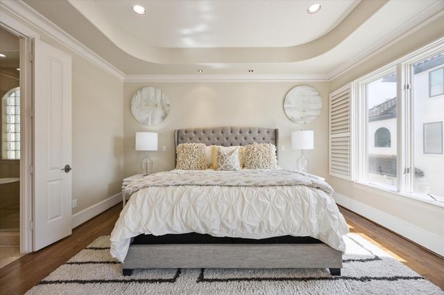 5736 Tanglewood Cove Street, Houston, TX 77057