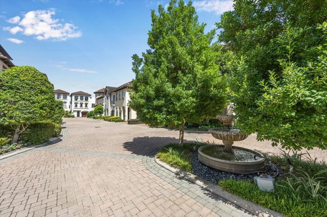 5736 Tanglewood Cove Street, Houston, TX 77057