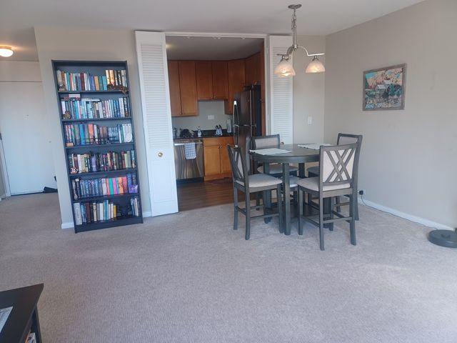 2800 N Lake Shore Drive 2506, Chicago, IL 60657