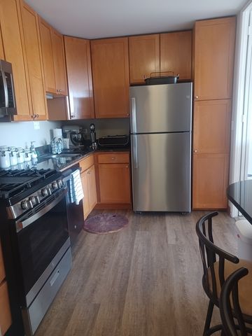 2800 N Lake Shore Drive 2506, Chicago, IL 60657