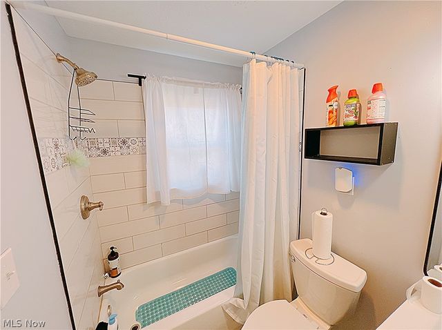 25291 Chatworth Drive, Euclid, OH 44117