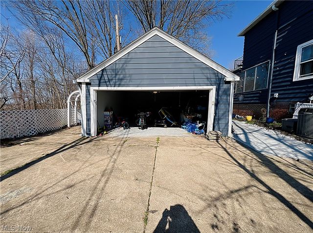 25291 Chatworth Drive, Euclid, OH 44117