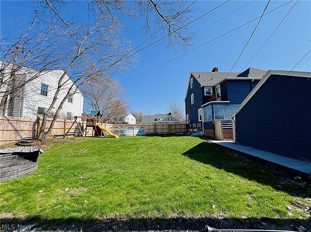 25291 Chatworth Drive, Euclid, OH 44117