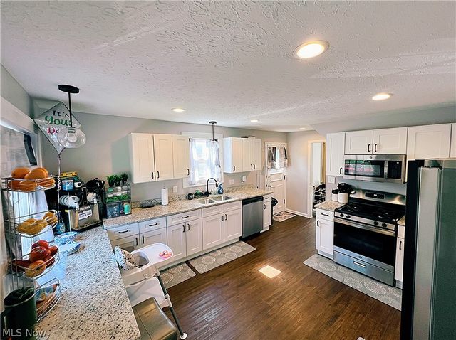 25291 Chatworth Drive, Euclid, OH 44117