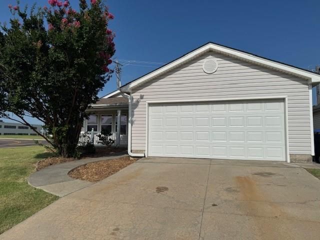 2412 Waterleaf Drive, Norman, OK 73069