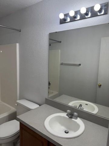 2412 Waterleaf Drive, Norman, OK 73069