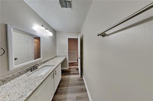 3193 English Ivy Lane, Buford, GA 30519