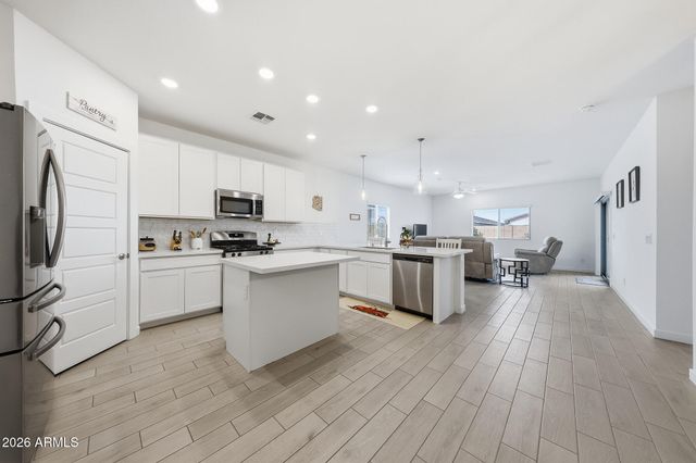 35336 W SANTA BARBARA Avenue, Maricopa, AZ 85138