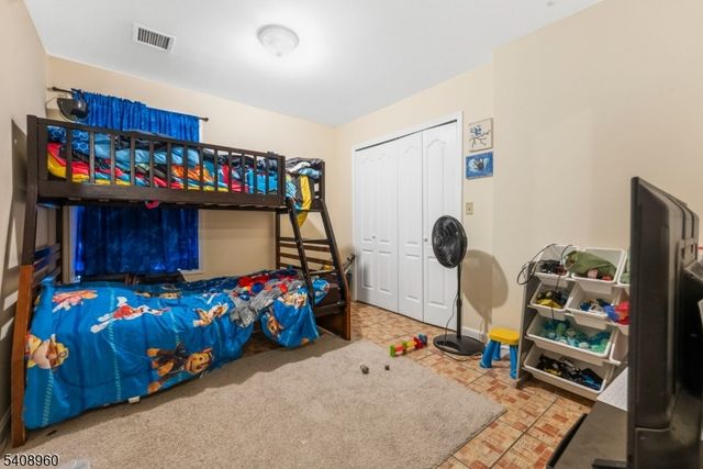 29 22Nd Ave, Paterson City, NJ 07513