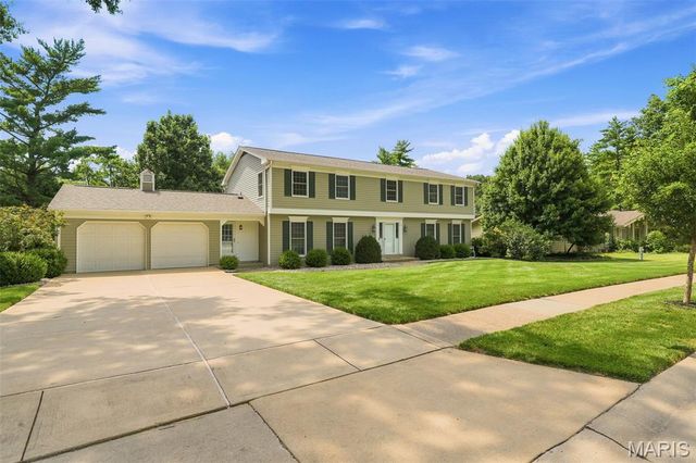 1567 Yarmouth Point Drive, Chesterfield, MO 63017