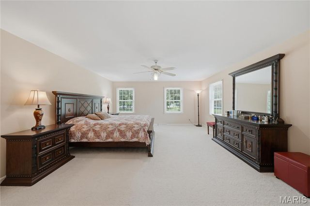 1567 Yarmouth Point Drive, Chesterfield, MO 63017