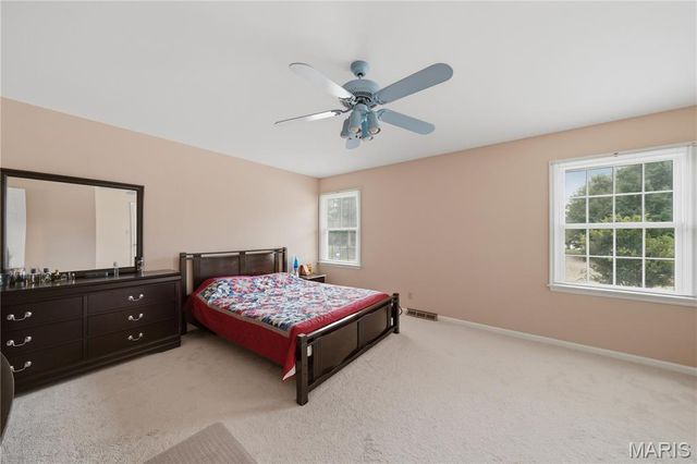 1567 Yarmouth Point Drive, Chesterfield, MO 63017