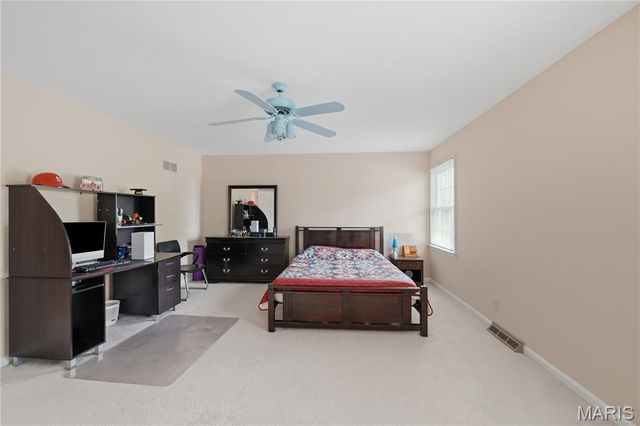 1567 Yarmouth Point Drive, Chesterfield, MO 63017
