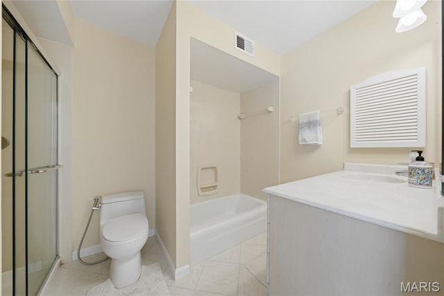 1567 Yarmouth Point Drive, Chesterfield, MO 63017