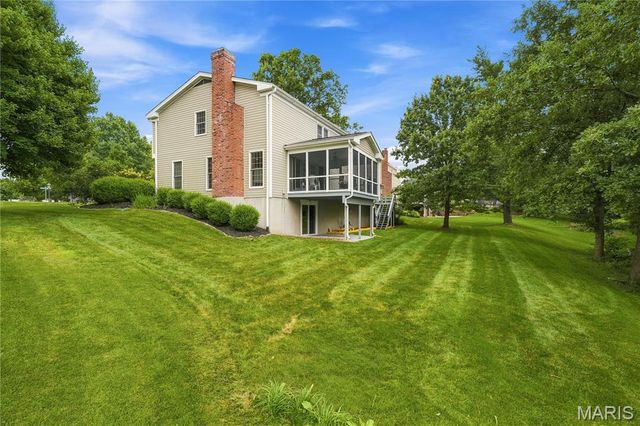 1567 Yarmouth Point Drive, Chesterfield, MO 63017