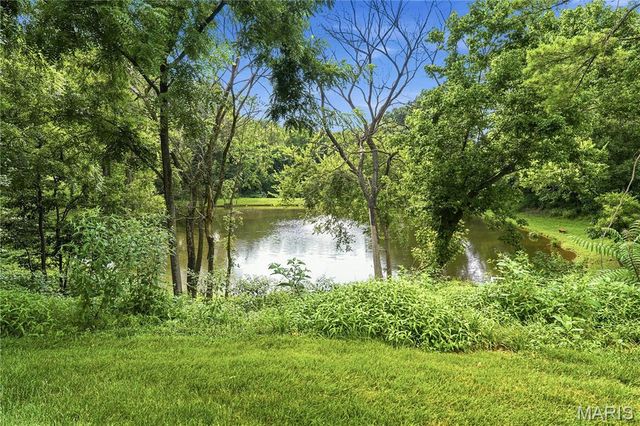 1567 Yarmouth Point Drive, Chesterfield, MO 63017