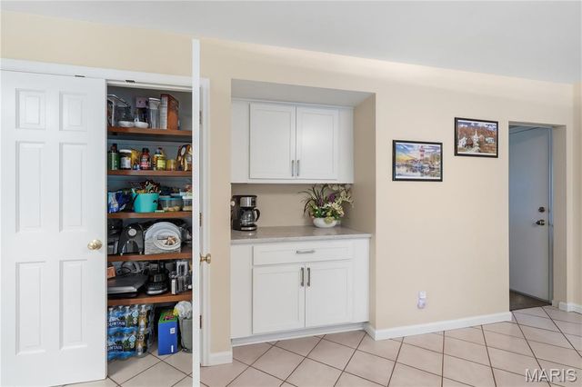 1567 Yarmouth Point Drive, Chesterfield, MO 63017