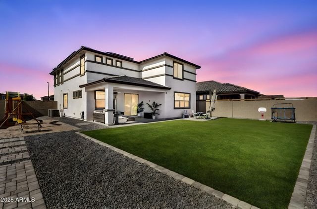 987 W MACAW Drive, Queen Creek, AZ 85140