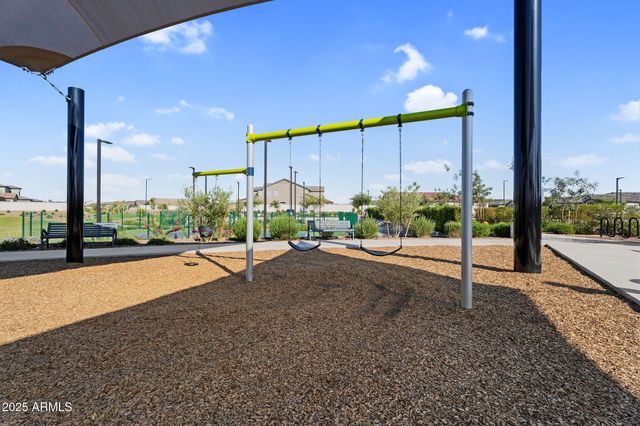 987 W MACAW Drive, Queen Creek, AZ 85140