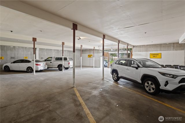 324 S Lafayette Avenue, Bremerton, WA 98312