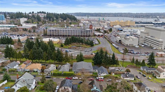 324 S Lafayette Avenue, Bremerton, WA 98312