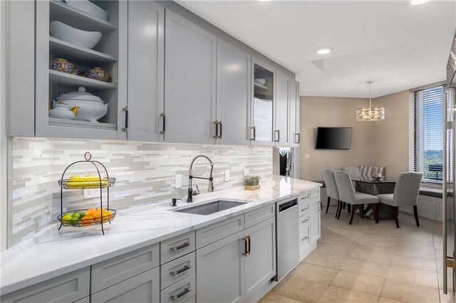 2660 Peachtree NW Road 13F, Atlanta, GA 30305