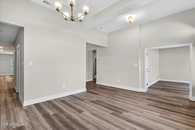 11705 Wakeland Court, Ocean Springs, MS 39564