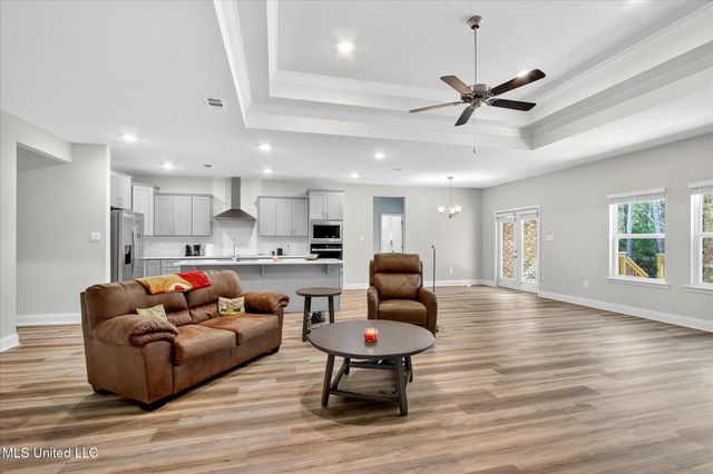 11705 Wakeland Court, Ocean Springs, MS 39564