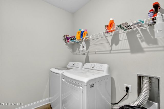 11705 Wakeland Court, Ocean Springs, MS 39564