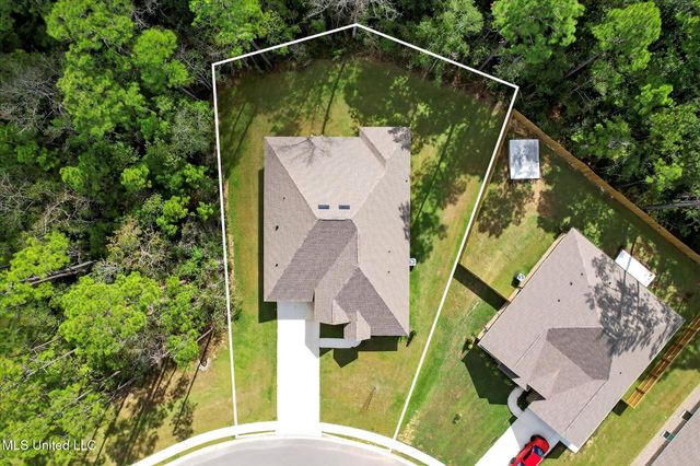 11705 Wakeland Court, Ocean Springs, MS 39564