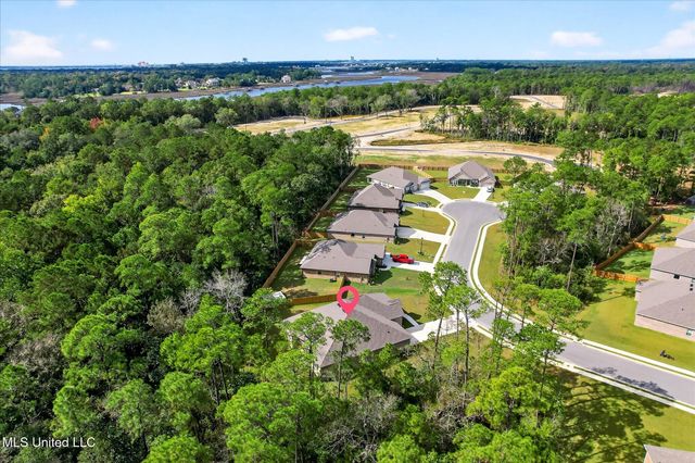 11705 Wakeland Court, Ocean Springs, MS 39564